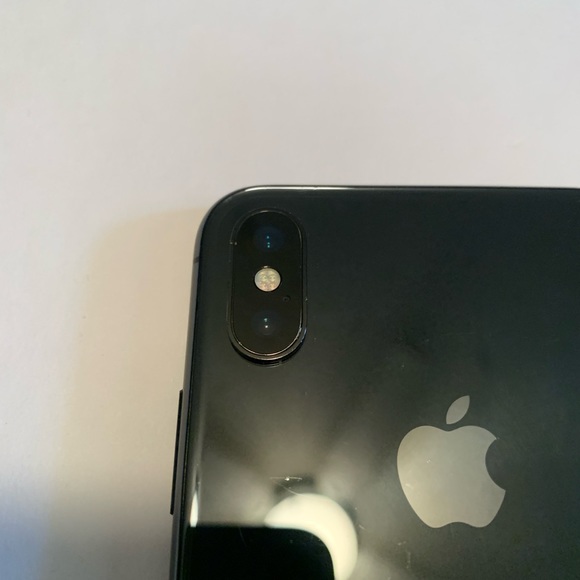 Apple iPhone X - 256GB - Space Gray (Unlocked) A1865 (CDMA + GSM) - Picture 4 of 11